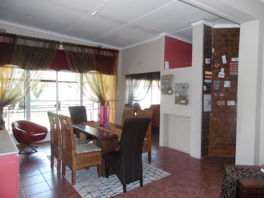 3 Bedroom Property for Sale in Jim Fouchepark Free State